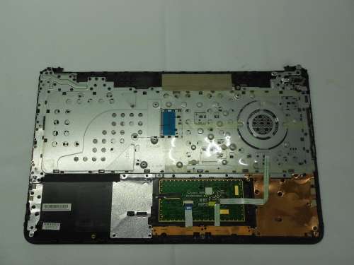 HP 15-f033wm 15.6`  Notebook Palmrest With Keyboard And TouchPad EAU99004010